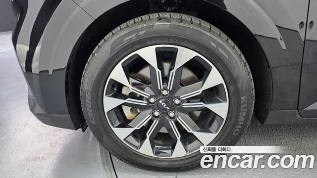 Kia Carnival 2022 — Фото 5/20