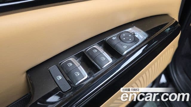 Kia Carnival 2022 — Фото 12/20