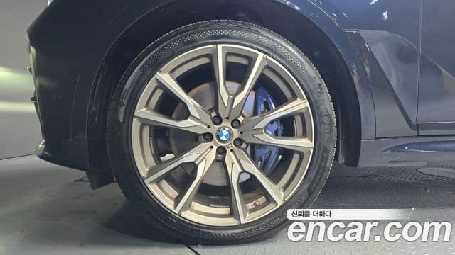 BMW X7 2020 — фото 5 из 20