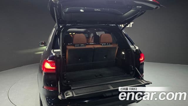 BMW X7 2020 — фото 20 из 20
