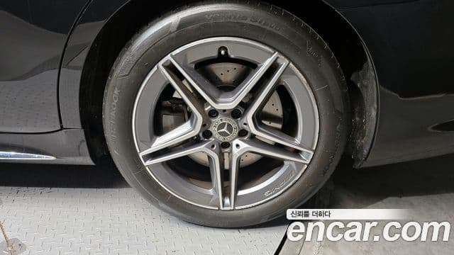 Mercedes-Benz S-Class 2021 — ფოტო 5/20