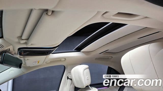Mercedes-Benz S-Class 2021 — ფოტო 18/20