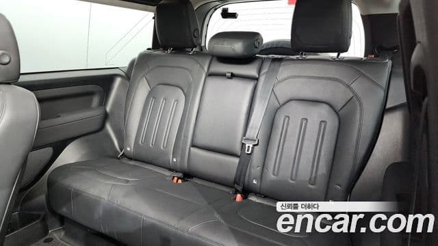 Land Rover Defender 2021 — ფოტო 17/20