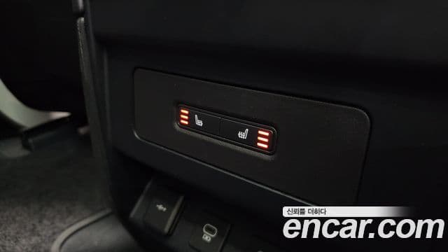 Land Rover Defender 2021 — ფოტო 7/20