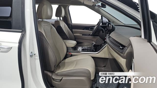 Kia Carnival 2022 — Фото 10/20