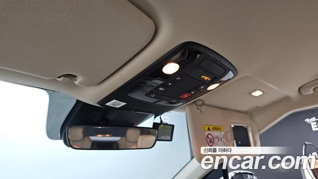 Kia Carnival 2022 — Фото 16/20
