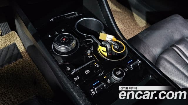 Kia K5 2021 — Şəkil 9/20