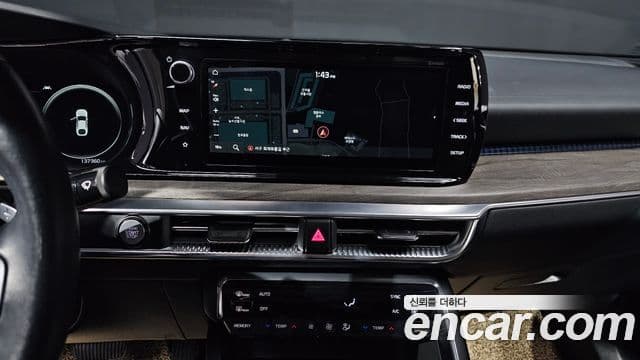 Kia K5 2021 — фото 14 из 20