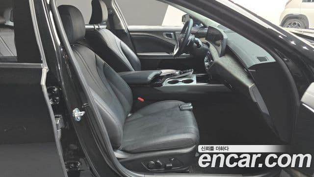 Kia K8 2023 — фото 10 из 20