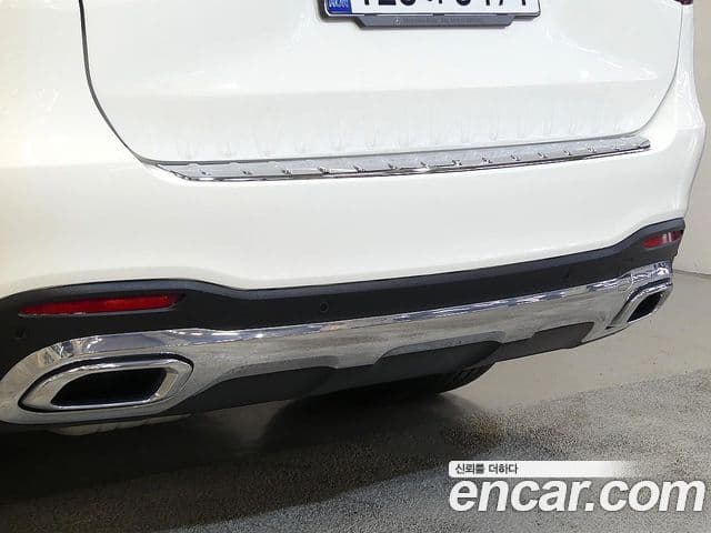 Mercedes-Benz GLS-Class 2022 — Photo 4/20