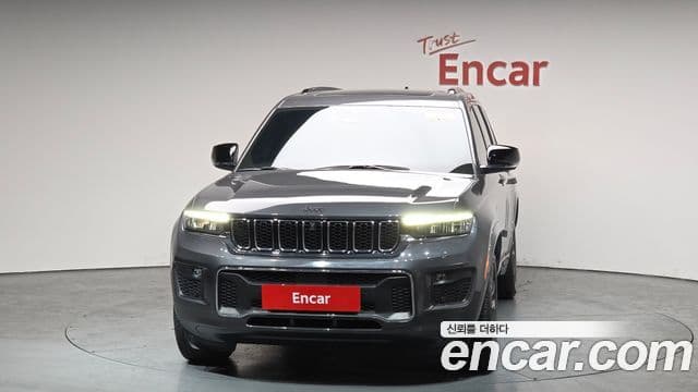 Jeep Grand Cherokee 2022 — ფოტო 3/20