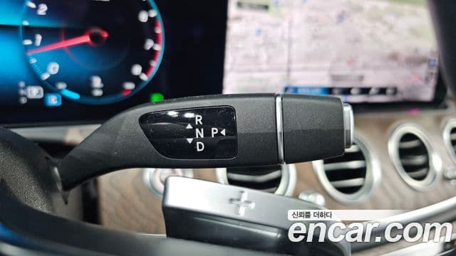 Mercedes-Benz E-Class 2020 — ფოტო 9/20