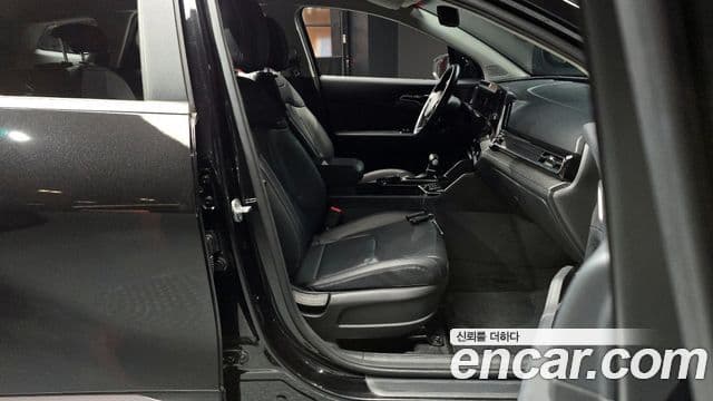 Kia Sportage 2021 — ფოტო 11/20