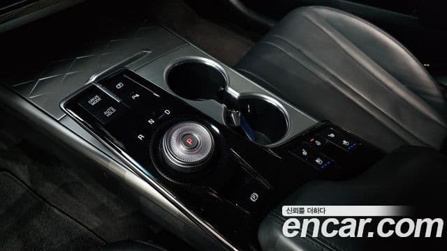 Kia K8 2022 — Şəkil 9/20