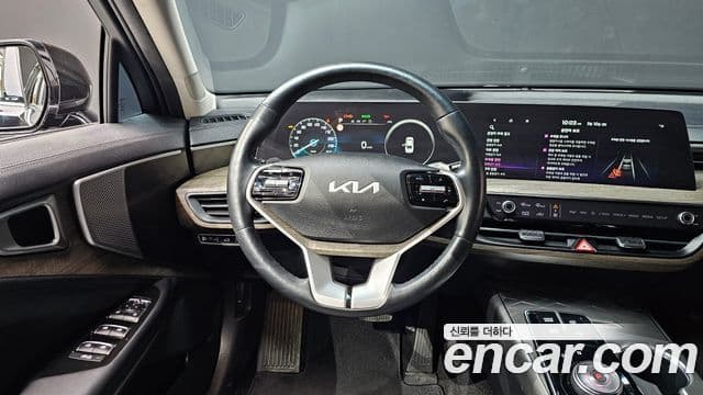 Kia K8 2022 — Şəkil 13/20