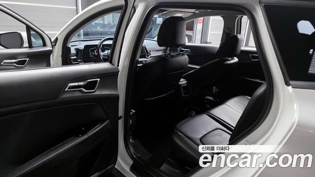 Kia Sportage 2021 — Фото 11/20