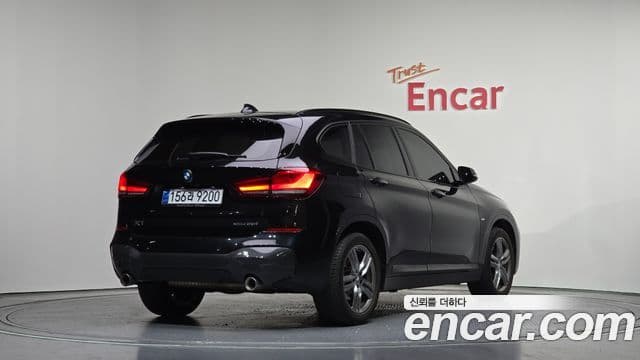 BMW X1 2022 — Şəkil 2/20