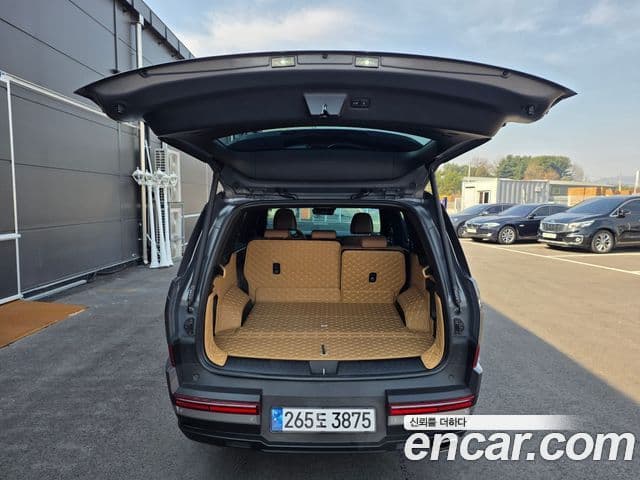 Hyundai Santa Fe 2023 — Şəkil 19/20