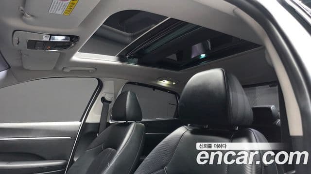 Hyundai Sonata 2019 — ფოტო 17/20