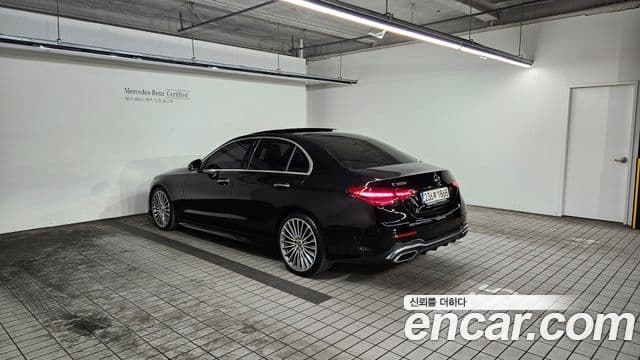 Mercedes-Benz C-Class 2023 — Фото 1/20