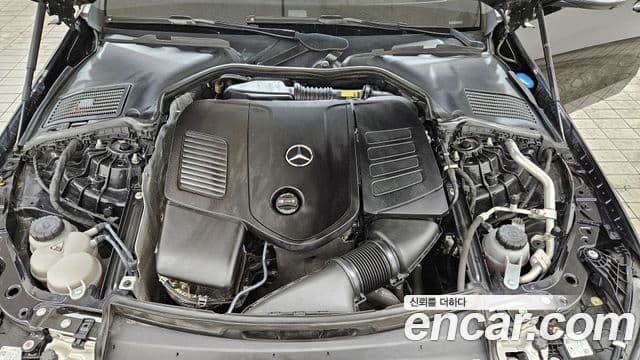Mercedes-Benz C-Class 2023 — Фото 5/20