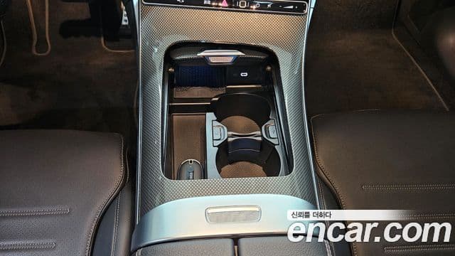 Mercedes-Benz C-Class 2023 — Фото 8/20