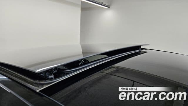 Mercedes-Benz C-Class 2023 — Фото 12/20