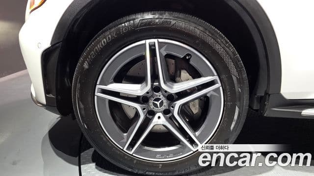 Mercedes-Benz GLC-Class 2020 — ფოტო 5/20