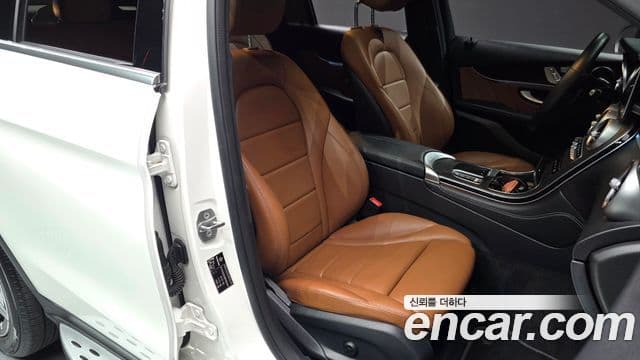 Mercedes-Benz GLC-Class 2020 — ფოტო 10/20