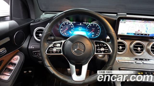 Mercedes-Benz GLC-Class 2020 — ფოტო 13/20