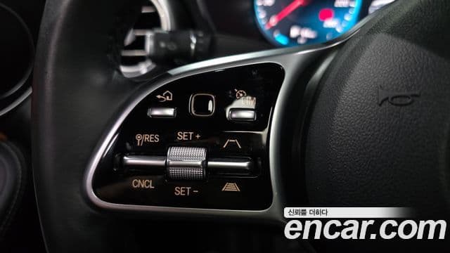 Mercedes-Benz GLC-Class 2020 — фото 18 из 20