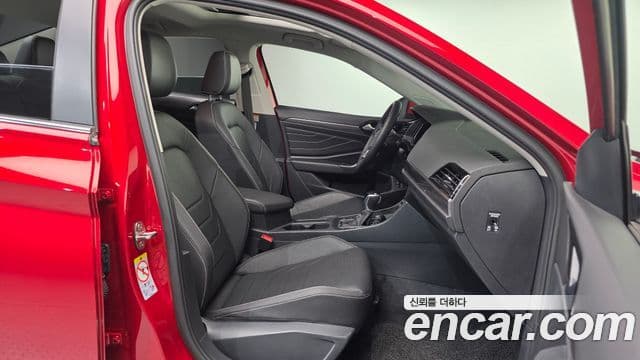Volkswagen Jetta 2024 — ფოტო 10/20