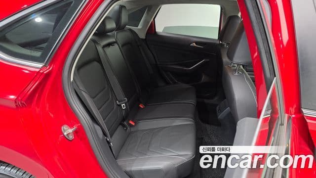 Volkswagen Jetta 2024 — ფოტო 12/20