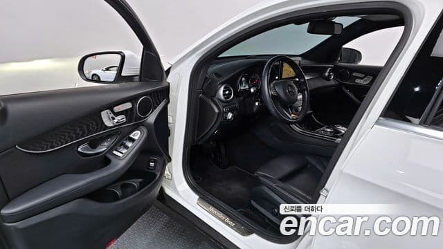 Mercedes-Benz GLC-Class 2019 — Фото 10/20
