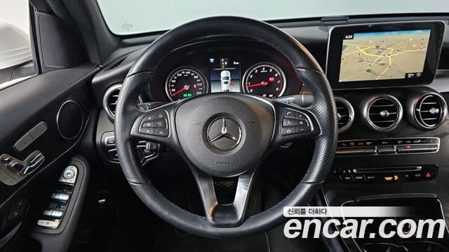 Mercedes-Benz GLC-Class 2019 — Фото 13/20