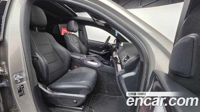 Mercedes-Benz GLE-Class 2021 — Şəkil 10/20