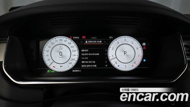 Land Rover Range Rover 2018 — Photo 18/20