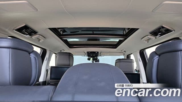 Land Rover Range Rover 2018 — Photo 17/20