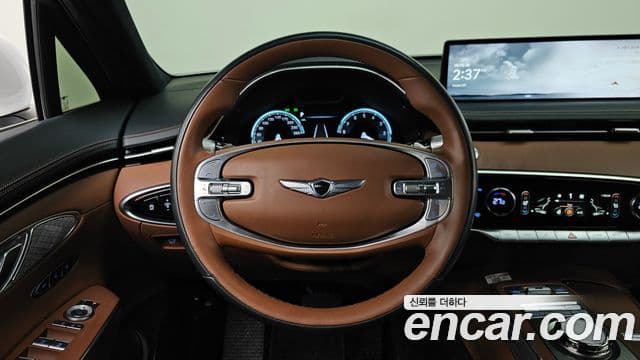 Genesis GV70 2022 — фото 13 из 20