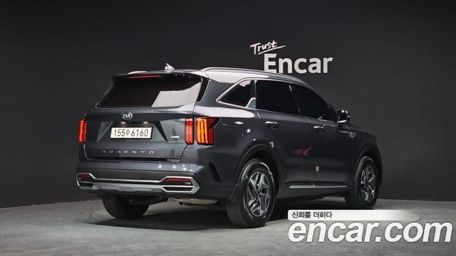 Kia Sorento 2021 — Фото 2/20
