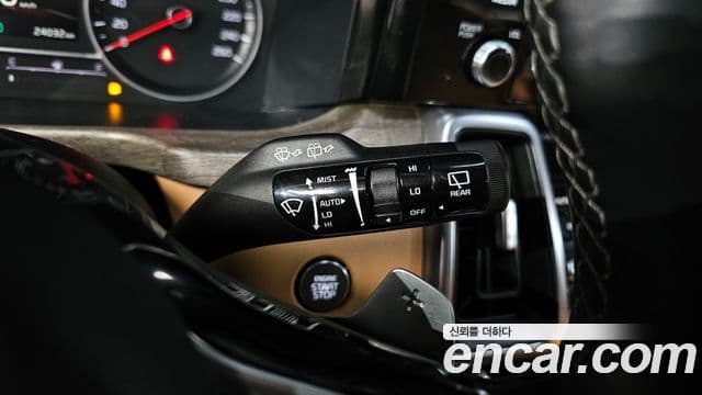 Kia Sorento 2021 — Фото 18/20