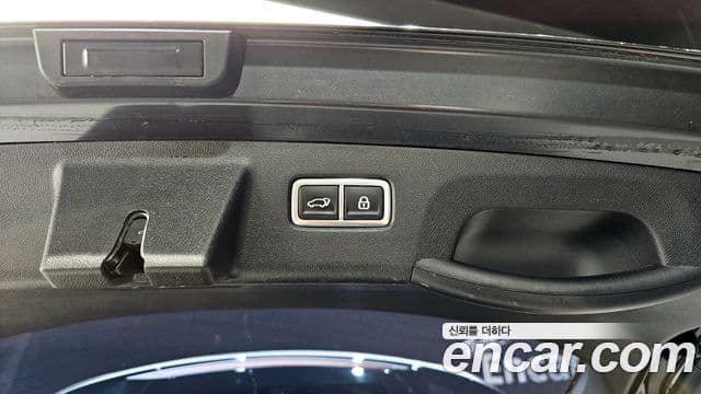 Kia Sorento 2021 — Фото 20/20