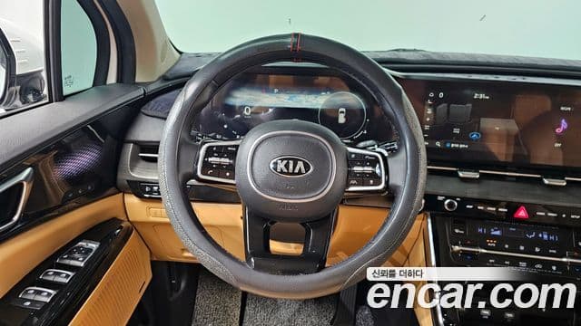 Kia Carnival 2020 — Фото 13/20