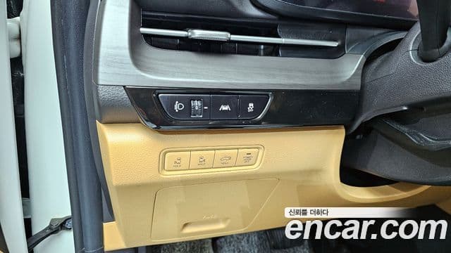 Kia Carnival 2020 — Фото 17/20