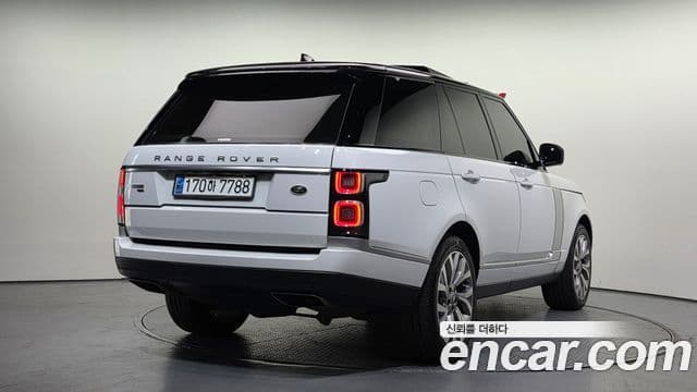 Land Rover Range Rover 2021 — ფოტო 2/20