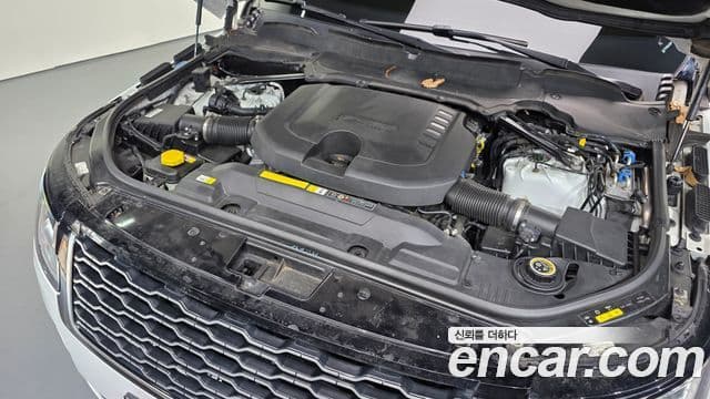 Land Rover Range Rover 2021 — ფოტო 6/20
