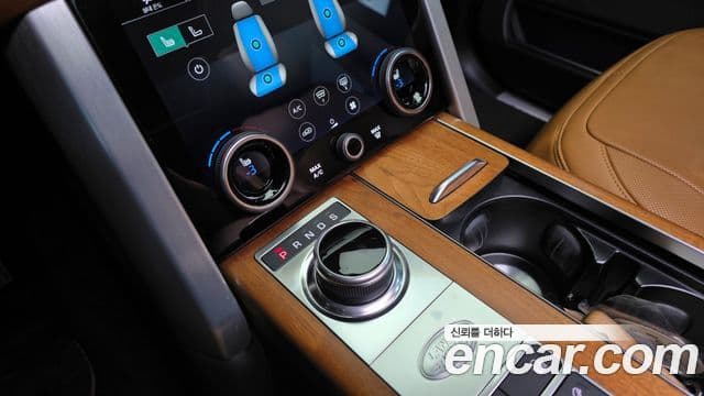 Land Rover Range Rover 2021 — ფოტო 9/20