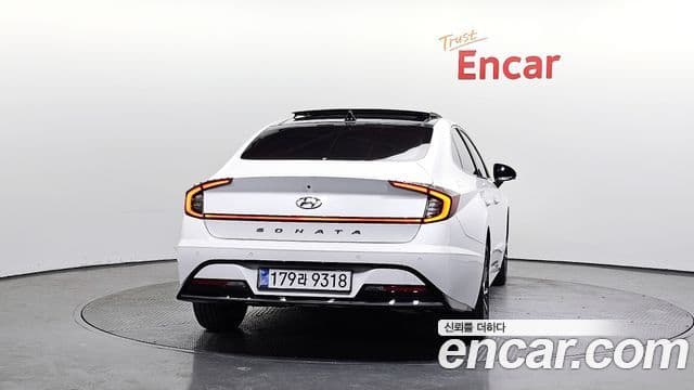 Hyundai Sonata 2019 — Фото 4/20