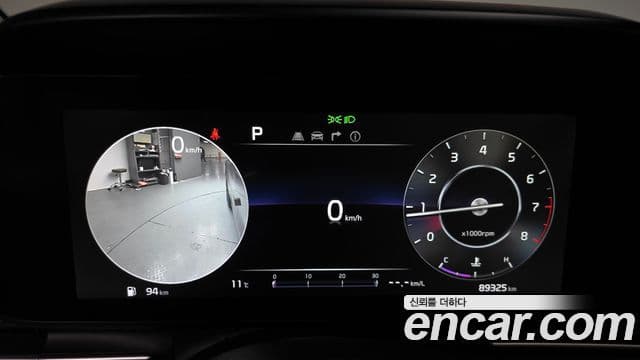 Kia Carnival 2023 — Фото 8/20