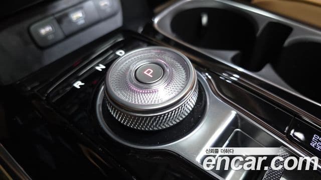 Kia Carnival 2023 — Фото 9/20